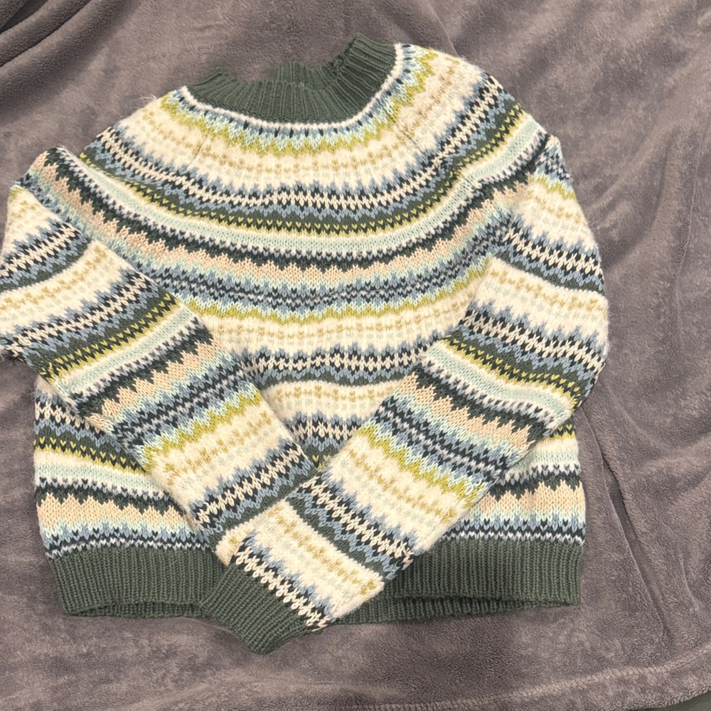 American Eagle Outfitters Green and Cream Knit Sweater
